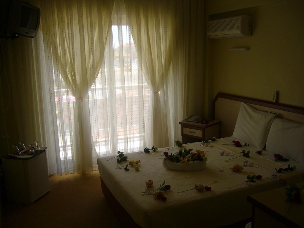 Sirin Hotel Çeşme